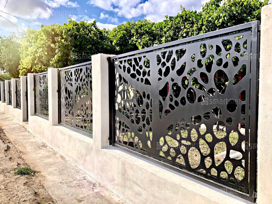 Panou de gard mare din tabla decupata (traforata) CNC cu plasma, model Vogue, SM VOG03, 1940 x 1500 mm, Negru - imagine 4